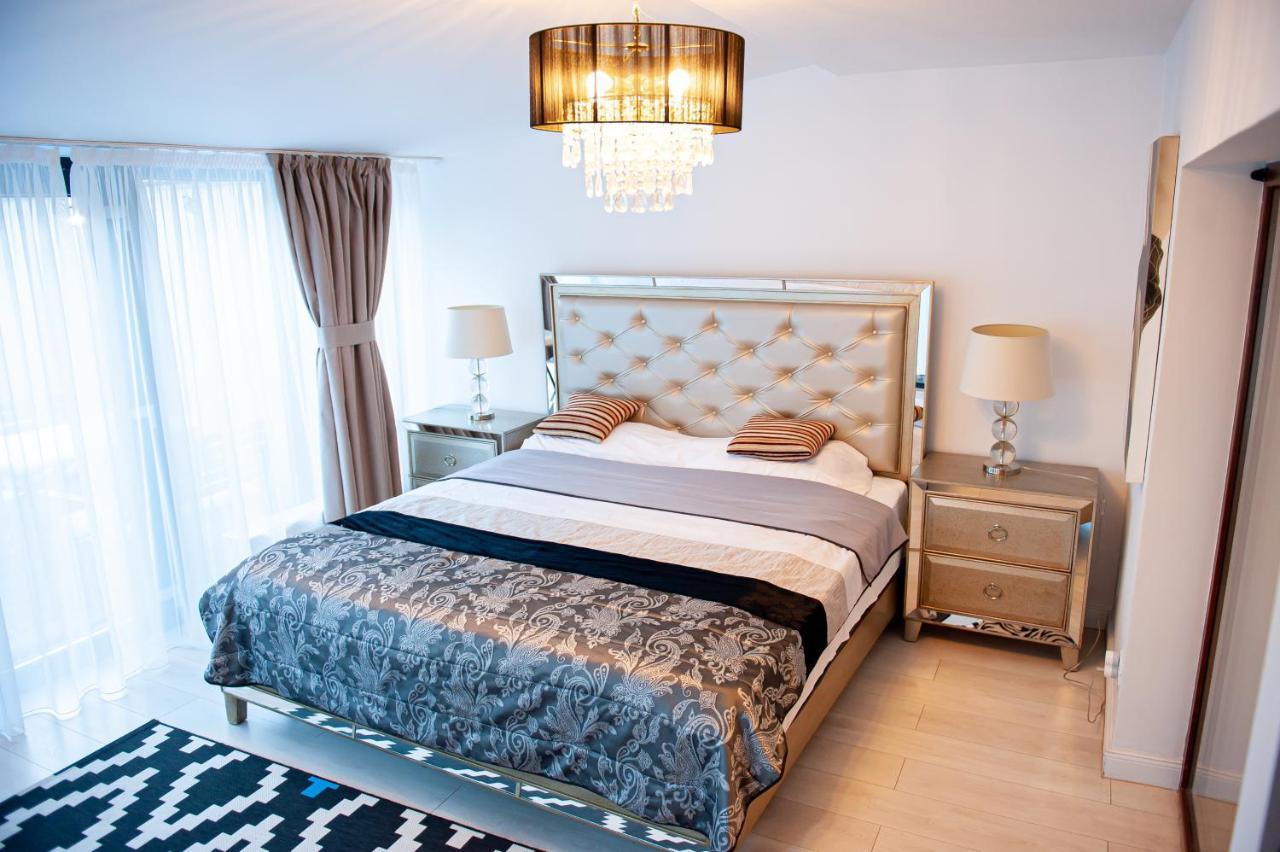 Kai Mountain Luxury Apartment Brasov Bagian luar foto