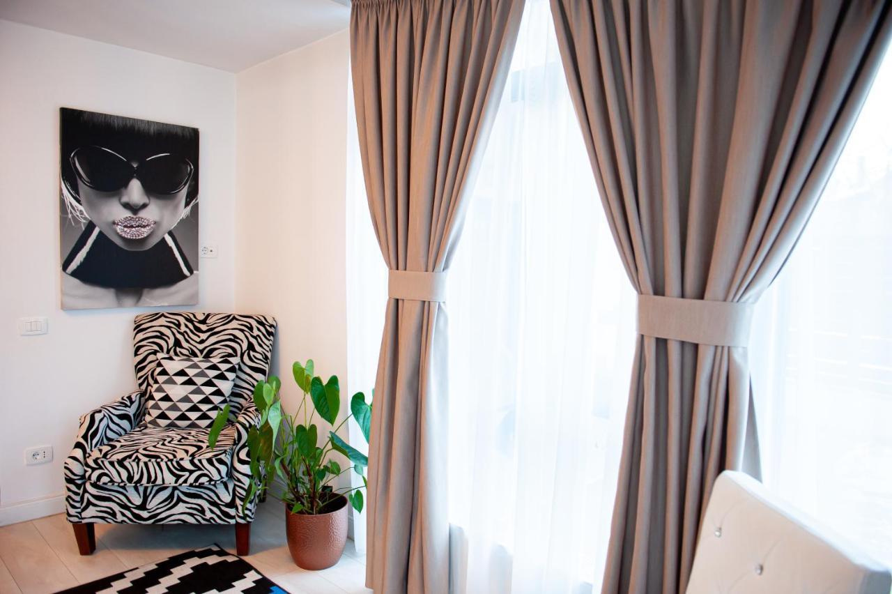 Kai Mountain Luxury Apartment Brasov Bagian luar foto